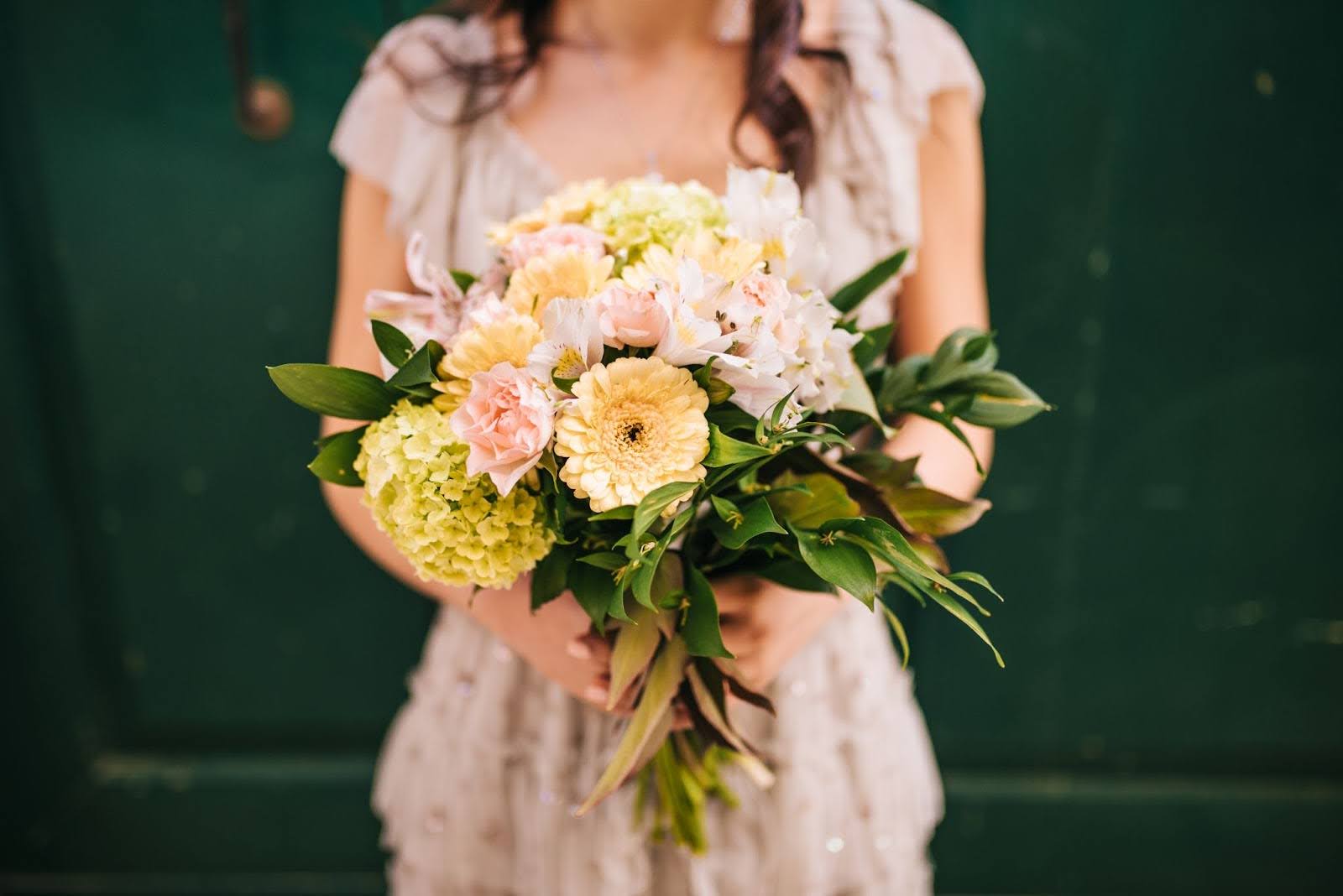 summer rustic wedding flowers